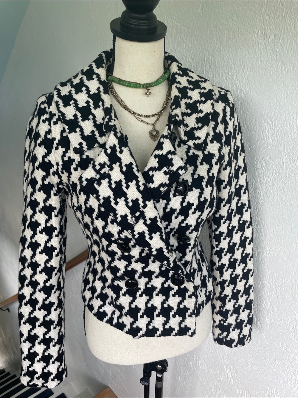White House Black Market Black & White Houndstooth Double-Breasted Blazer Size 4